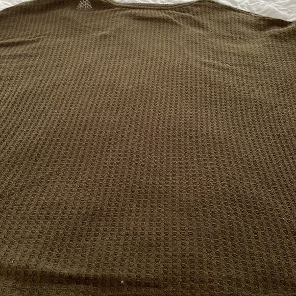 Long sleeve women’s shirt with fashion hole on left shoulder by express medium - Picture 7 of 7